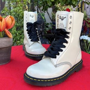 Dr. Martens x Marc Jacobs REDUX GRUNGE COLLECTION - LIKE NEW‼️